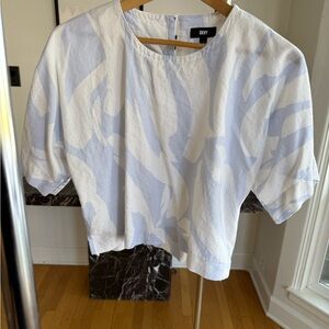 DKNY White & Light Blue Abstract Linen Top